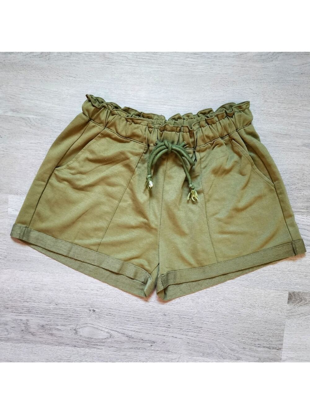 Women's Boutique Brand Solid Green Casual Paperbag High Waisted Shorts Small S